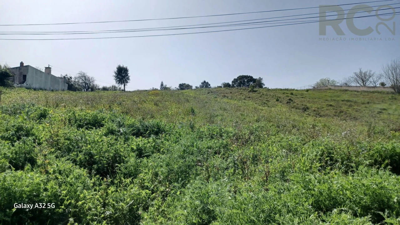 Terreno para Venda em Carvoeira e Carmões Foto 4