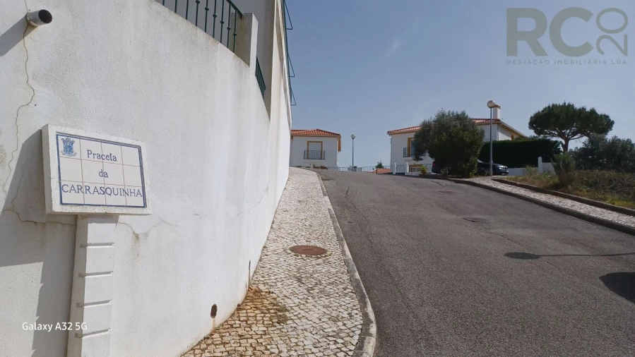 Terreno para Venda em Olhalvo Foto 12