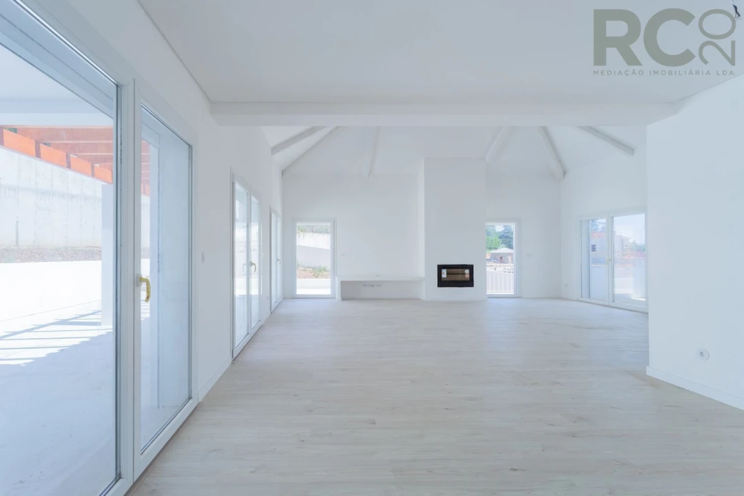 Moradia T6 para Venda em Turcifal Foto 22