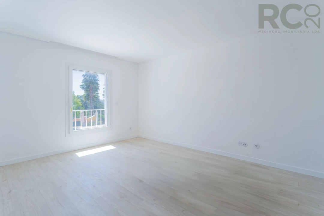 Moradia T6 para Venda em Turcifal Foto 48