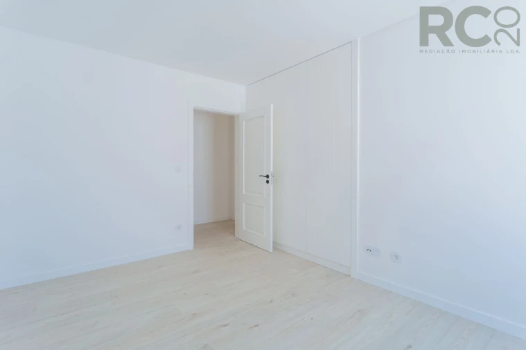 Moradia T6 para Venda em Turcifal Foto 47