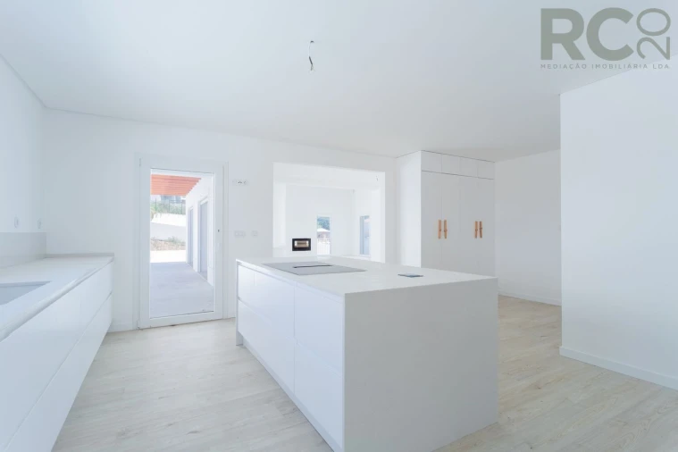 Moradia T6 para Venda em Turcifal Foto 37