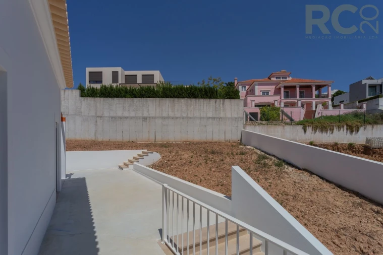 Moradia T6 para Venda em Turcifal Foto 10