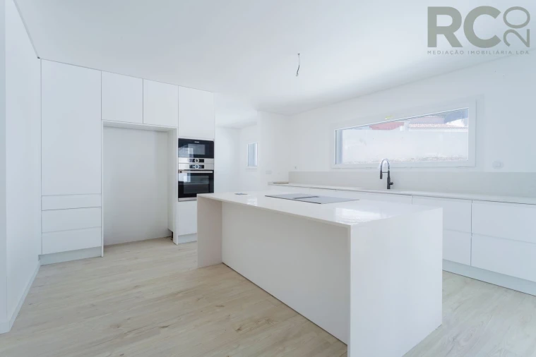 Moradia T6 para Venda em Turcifal Foto 34