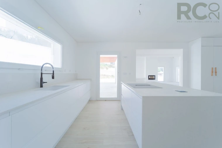 Moradia T6 para Venda em Turcifal Foto 36
