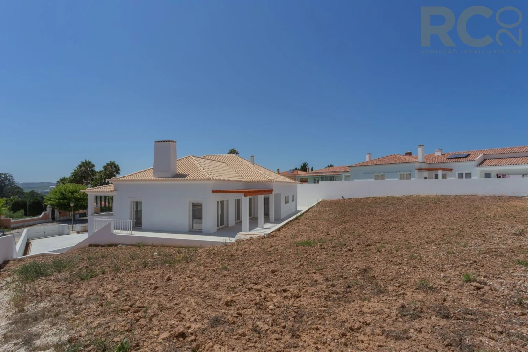 Moradia T6 para Venda em Turcifal Foto 13