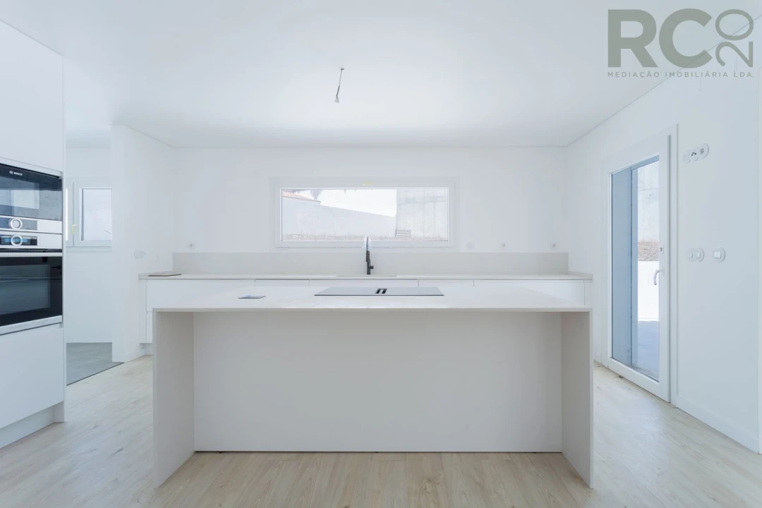 Moradia T6 para Venda em Turcifal Foto 32