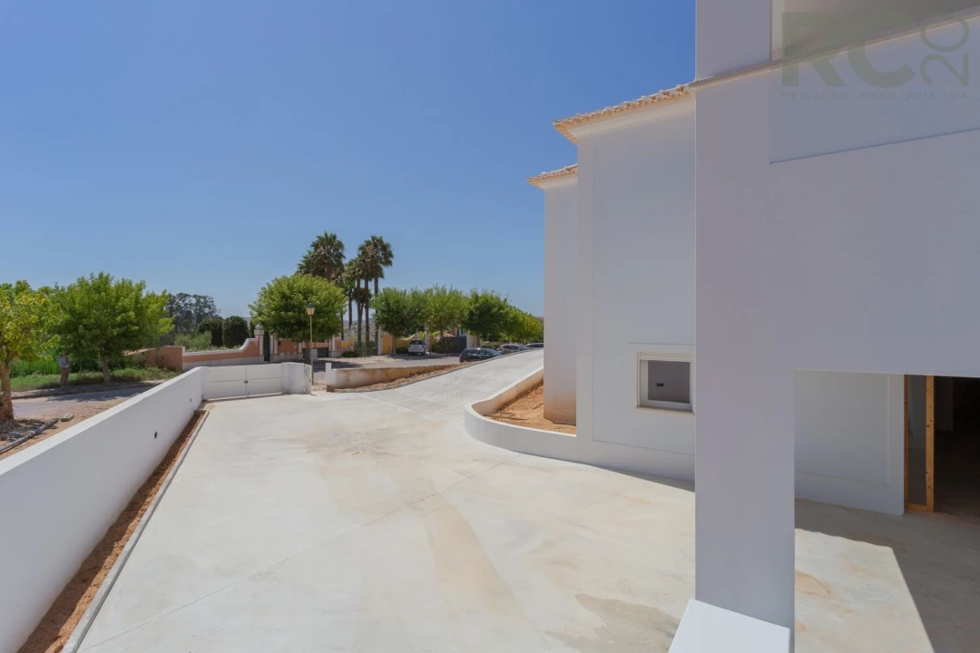 Moradia T6 para Venda em Turcifal Foto 20