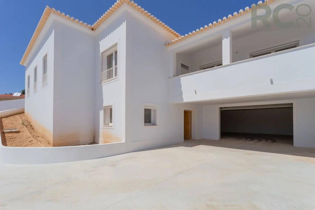 Moradia T6 para Venda em Turcifal Foto 5