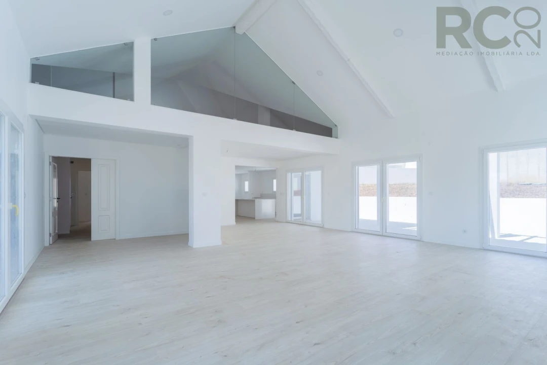 Moradia T6 para Venda em Turcifal Foto 30