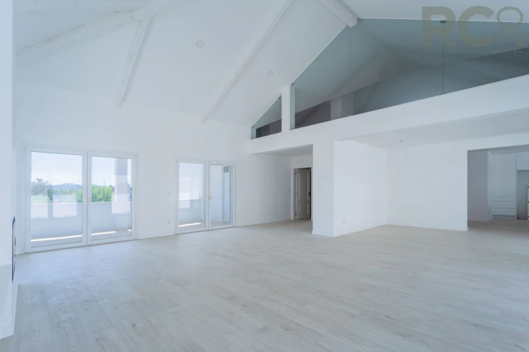 Moradia T6 para Venda em Turcifal Foto 28