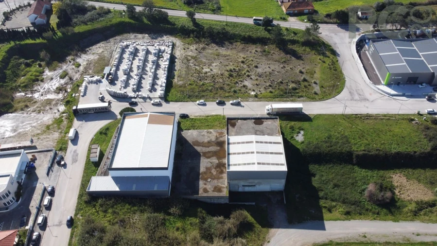 Loja para Venda em Miragaia e Marteleira Foto 6