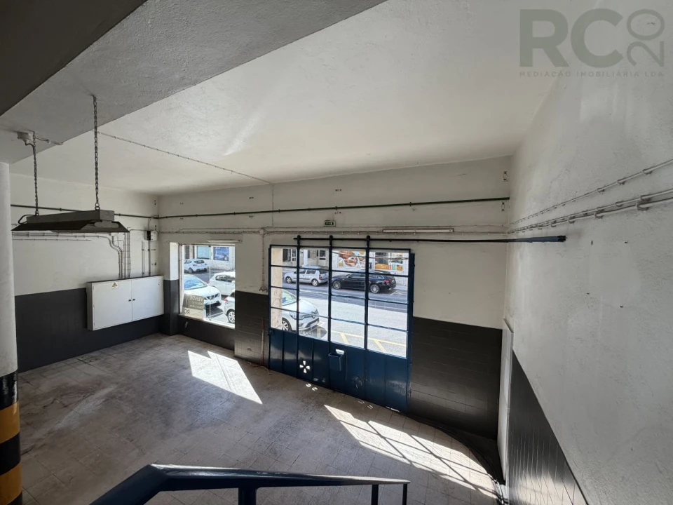 Loja para Venda em Santa Maria, São Pedro e Matacães Foto 38