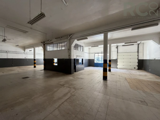 Loja para Venda em Santa Maria, São Pedro e Matacães Foto 23