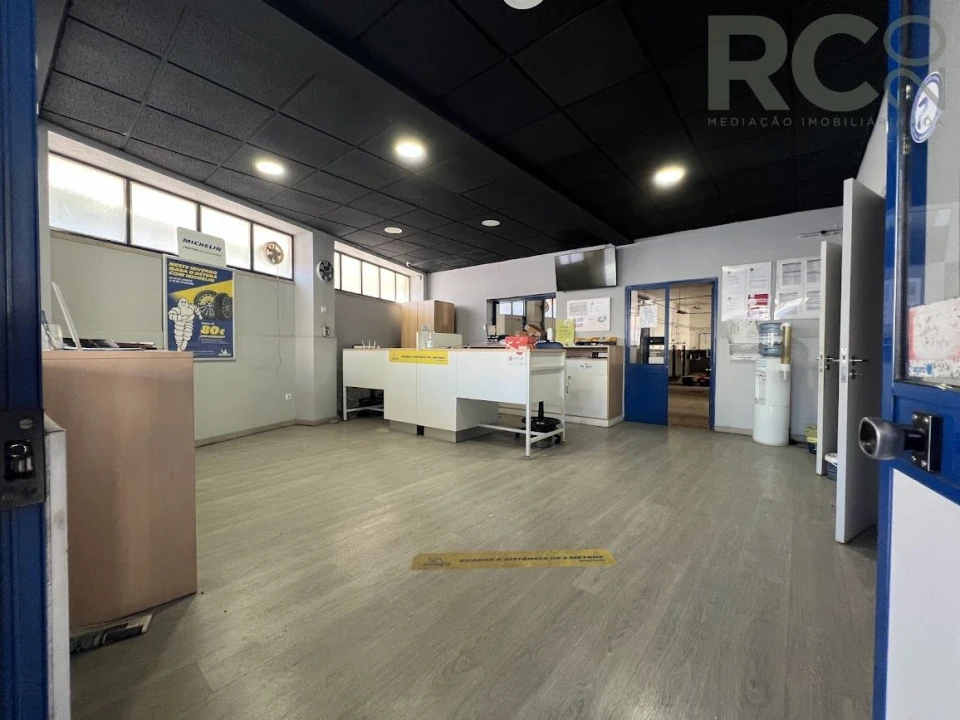 Loja para Venda em Santa Maria, São Pedro e Matacães Foto 25