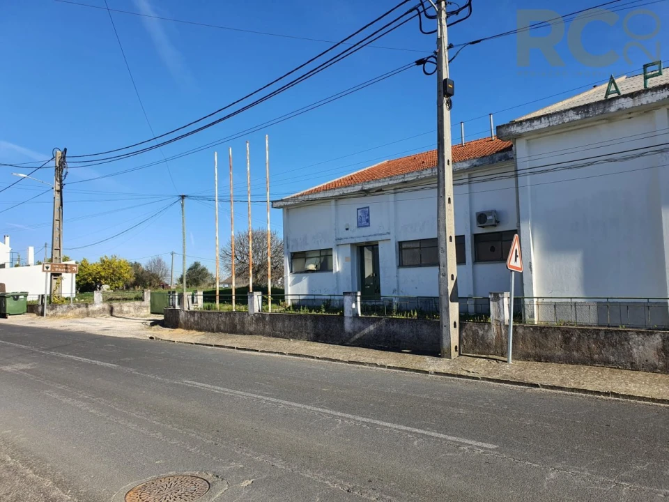 Loja para Venda em Alcanhões Foto 7