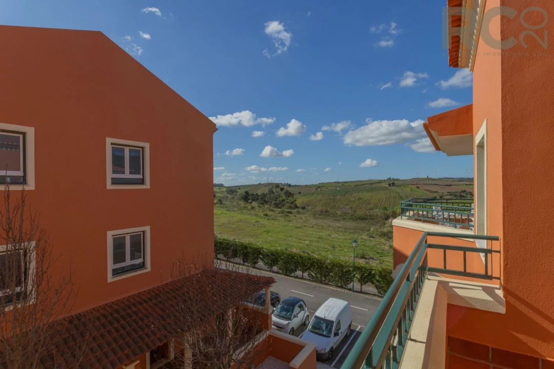 Apartamento T2 para Venda em Turcifal Foto 42