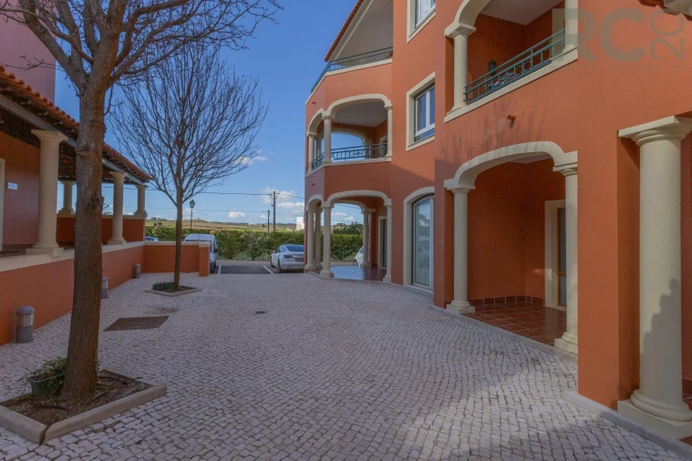 Apartamento T2 para Venda em Turcifal Foto 17