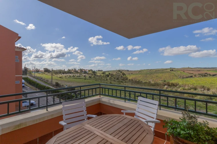 Apartamento T2 para Venda em Turcifal Foto 31