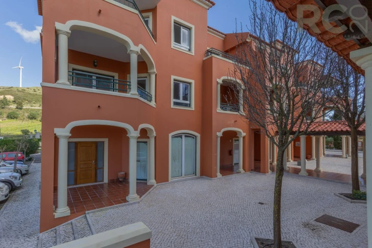 Apartamento T2 para Venda em Turcifal Foto 18