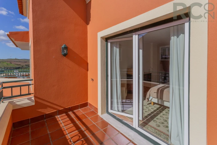 Apartamento T2 para Venda em Turcifal Foto 40