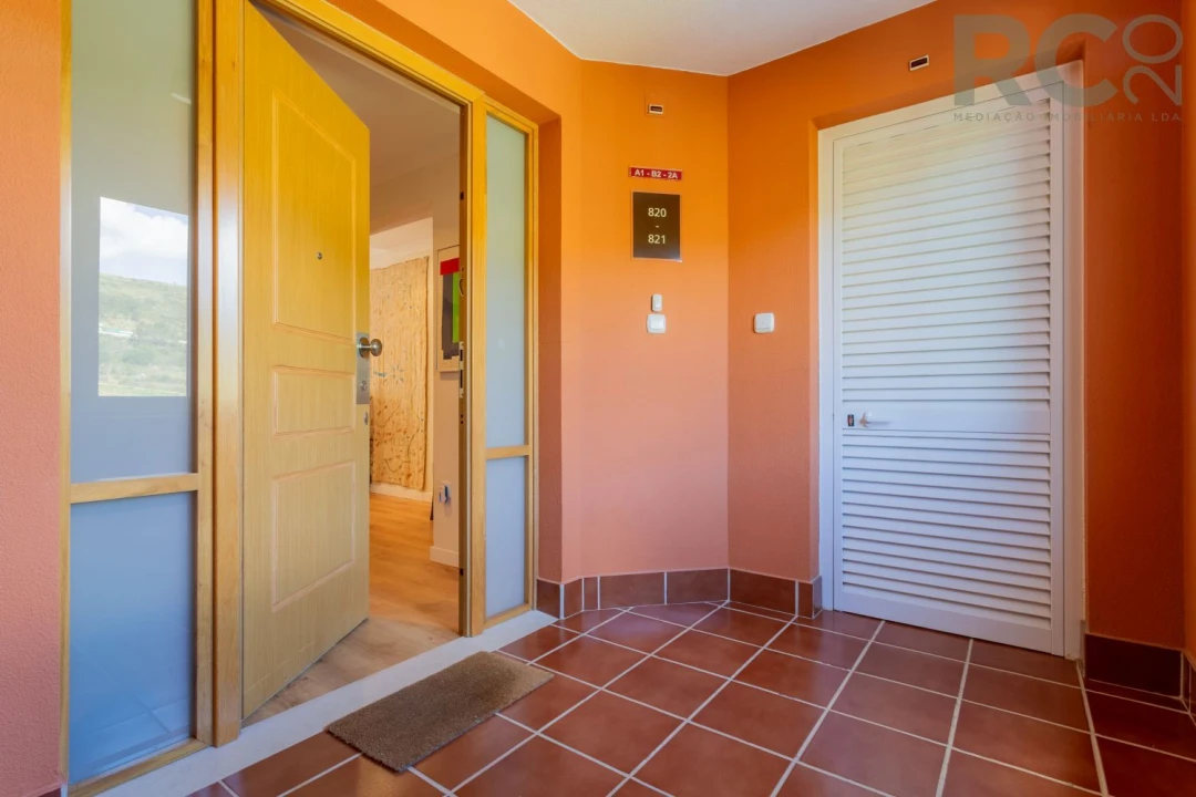 Apartamento T2 para Venda em Turcifal Foto 57