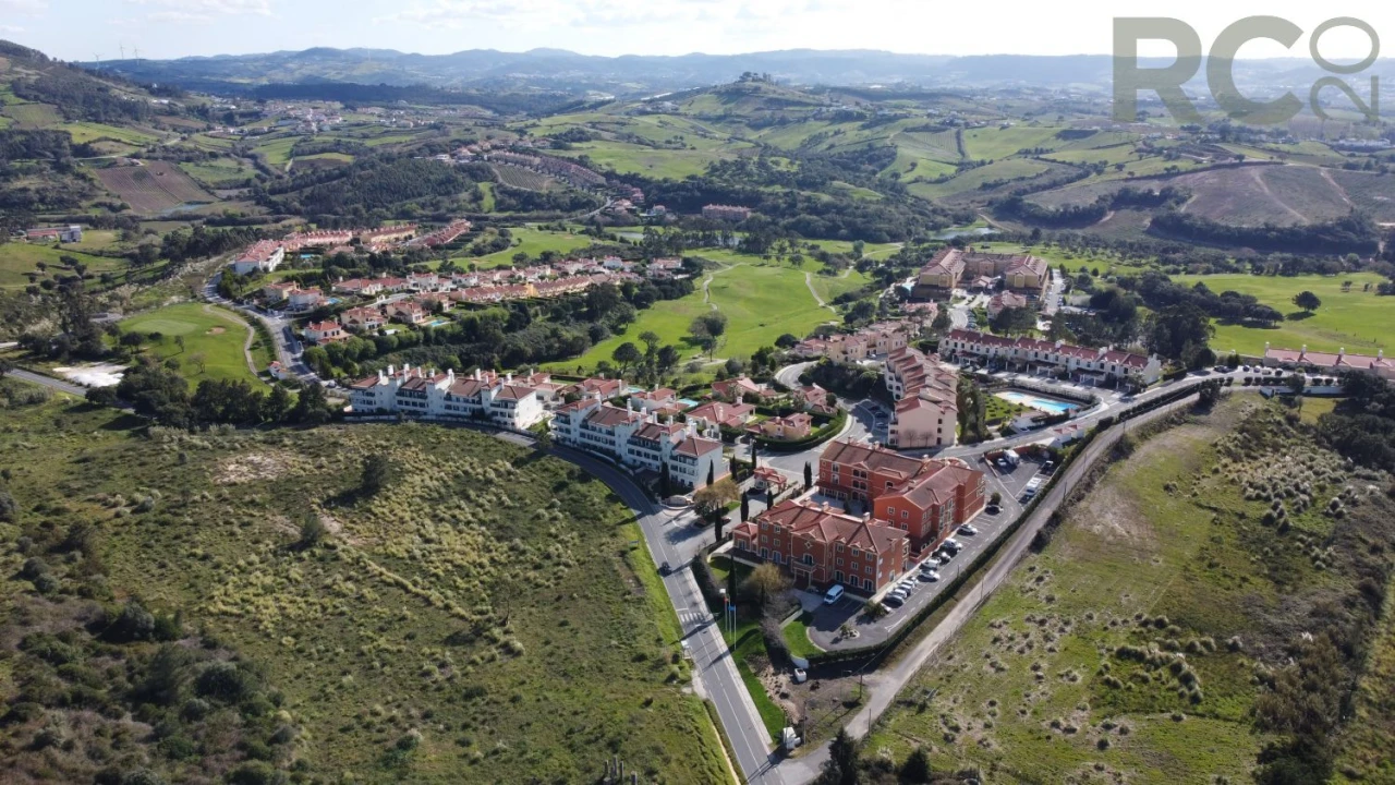 Apartamento T2 para Venda em Turcifal Foto 12