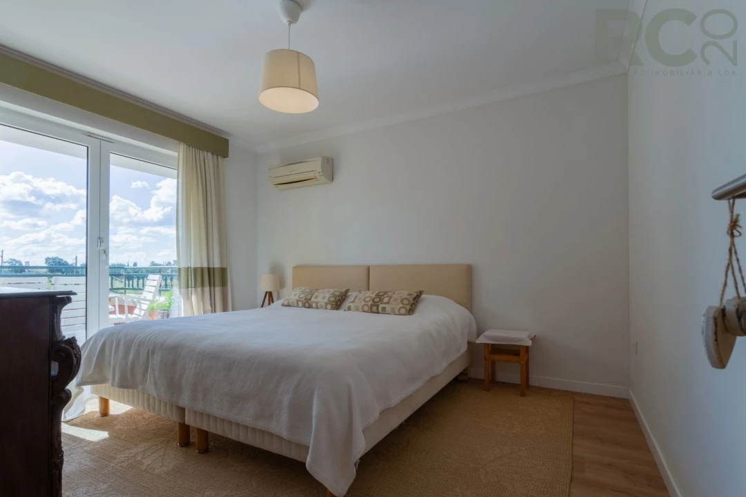 Apartamento T2 para Venda em Turcifal Foto 44