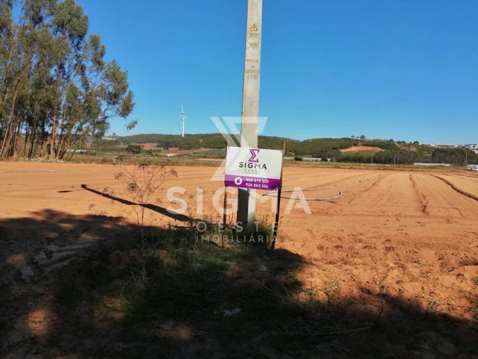 Terreno para Venda em Lourinhã e Atalaia Foto 3