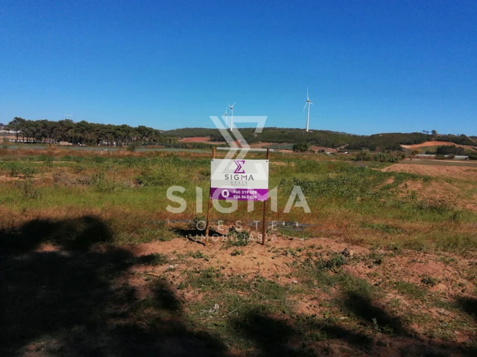 Terreno para Venda em Lourinhã e Atalaia Foto 1