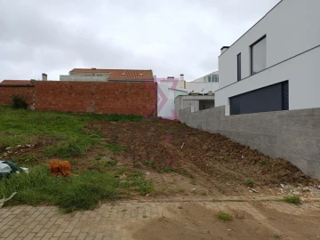 Terreno para Venda em Lourinhã e Atalaia