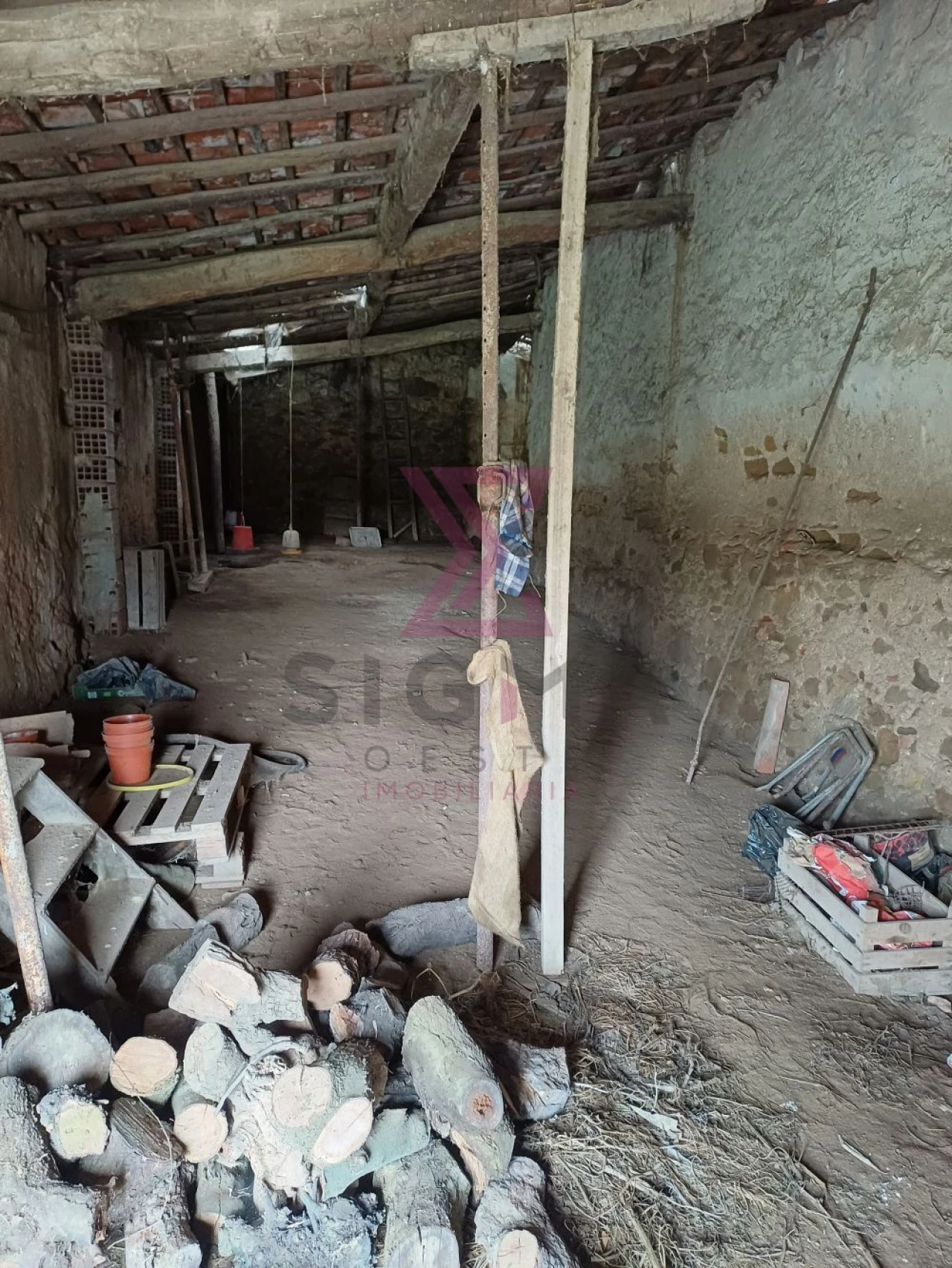 Loja para Venda em Roliça Foto 9