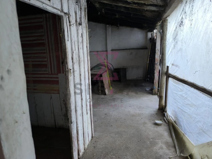 Quinta T3 para Venda em Po Foto 20