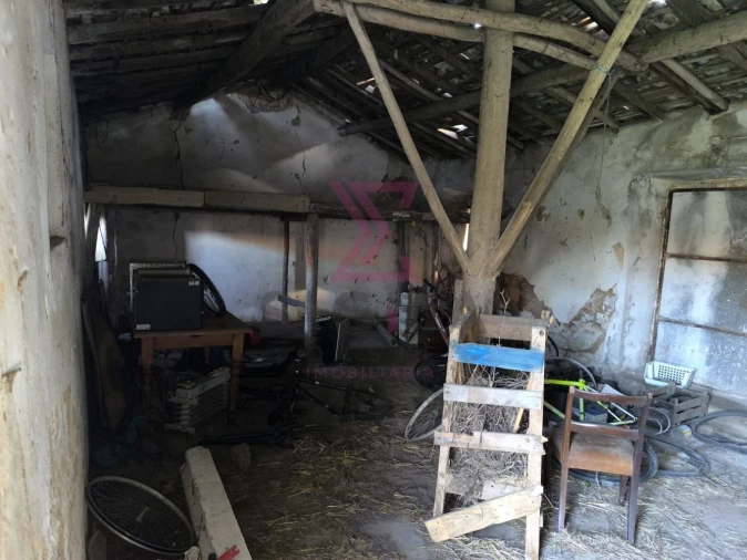 Quinta T3 para Venda em Po Foto 36