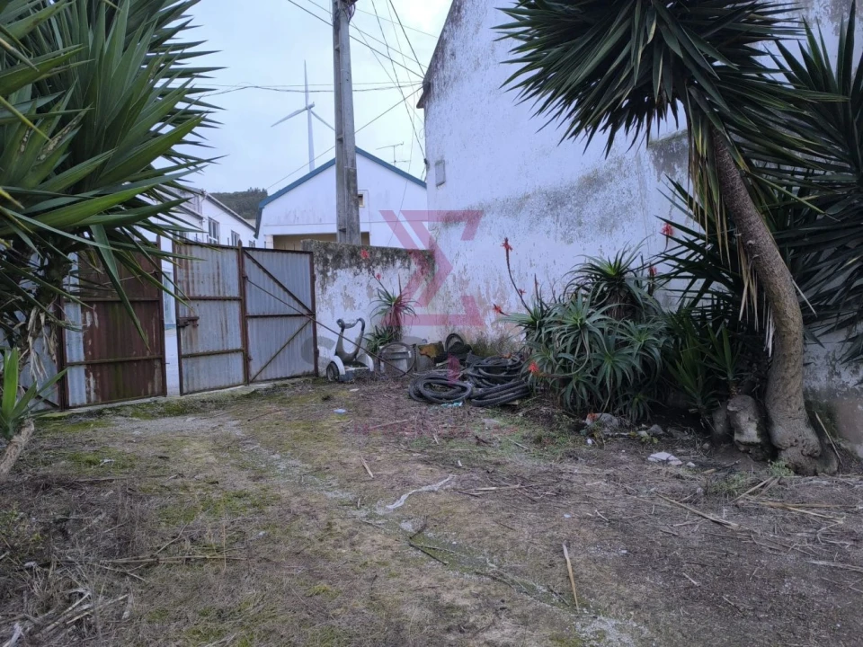 Quinta T3 para Venda em Po Foto 1