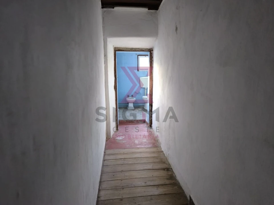 Quinta T3 para Venda em Po Foto 27