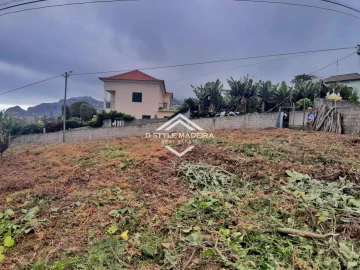 Terreno para Venda em Camara de Lobos