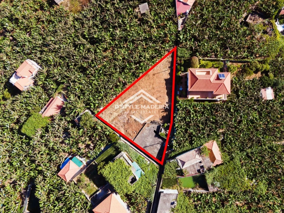 Terreno para Venda em Camara de Lobos Foto 4