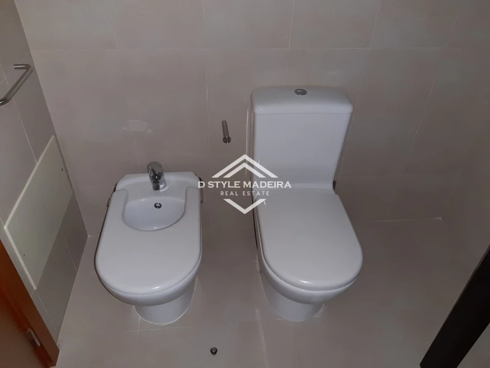 Apartamento T3 para Venda em São Martinho Foto 23