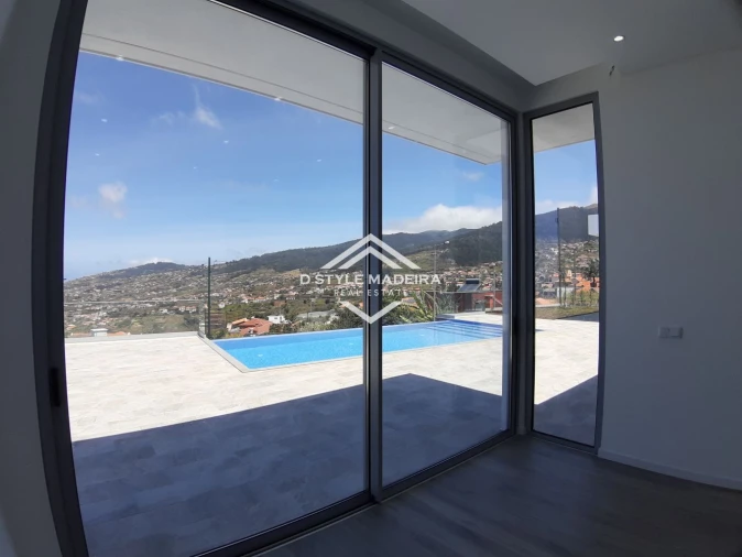 Apartamento T3 para Venda em Arco da Calheta Foto 33