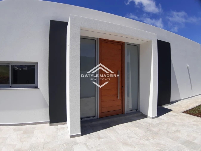 Apartamento T3 para Venda em Arco da Calheta Foto 47