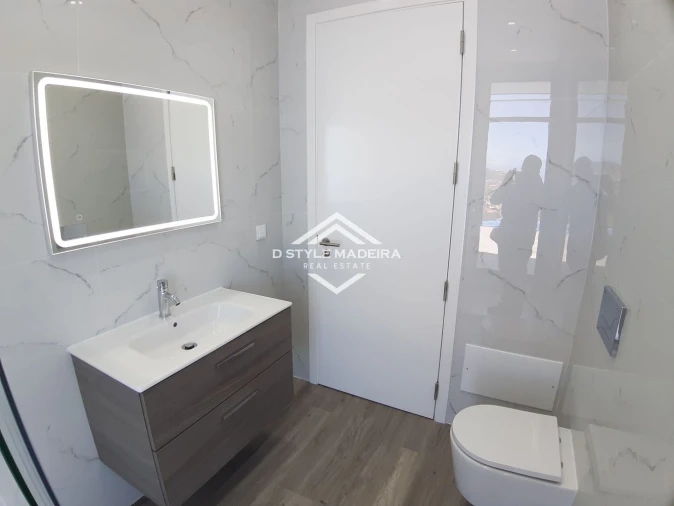 Apartamento T3 para Venda em Arco da Calheta Foto 25