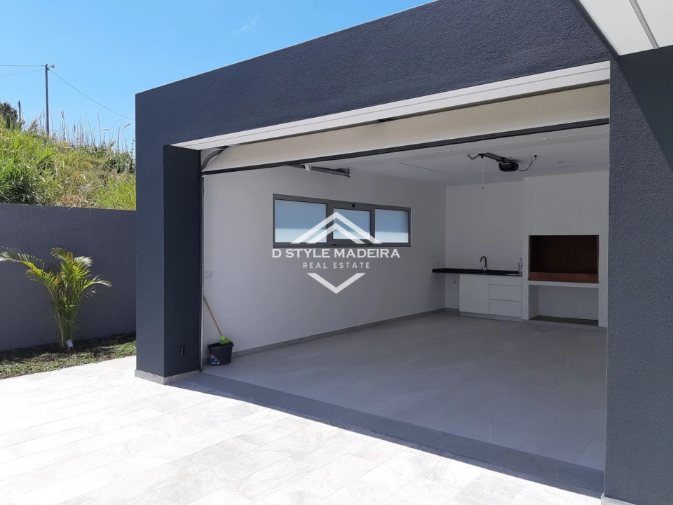 Apartamento T3 para Venda em Arco da Calheta Foto 43