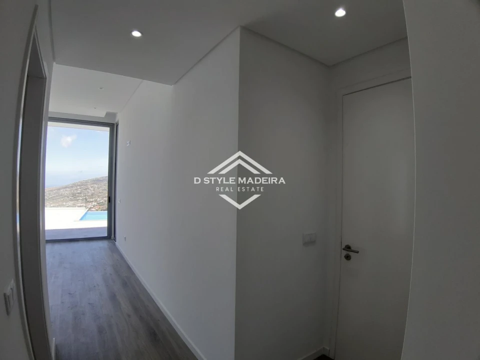 Apartamento T3 para Venda em Arco da Calheta Foto 27