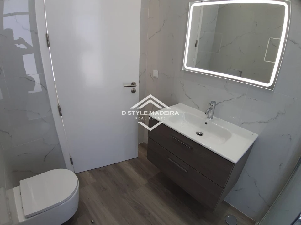 Apartamento T3 para Venda em Arco da Calheta Foto 20