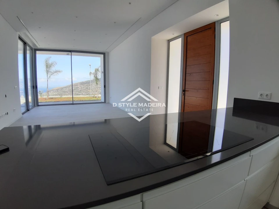 Apartamento T3 para Venda em Arco da Calheta Foto 14