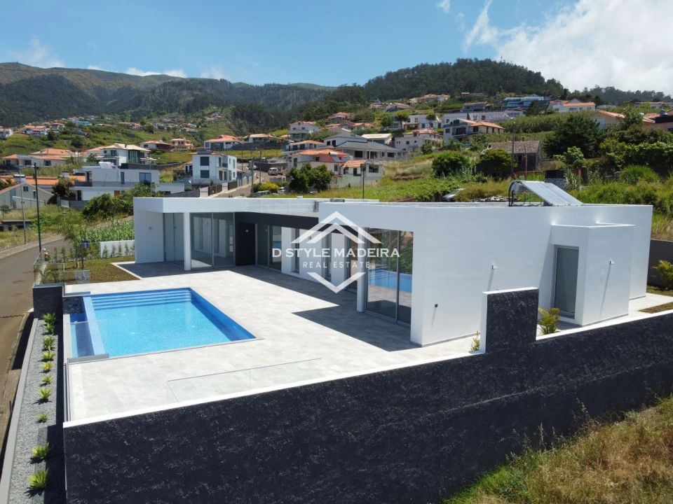 Apartamento T3 para Venda em Arco da Calheta Foto 55