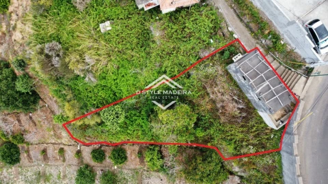 Moradia T2 para Venda em Arco da Calheta