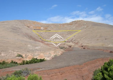 Terreno para Venda em Porto Santo