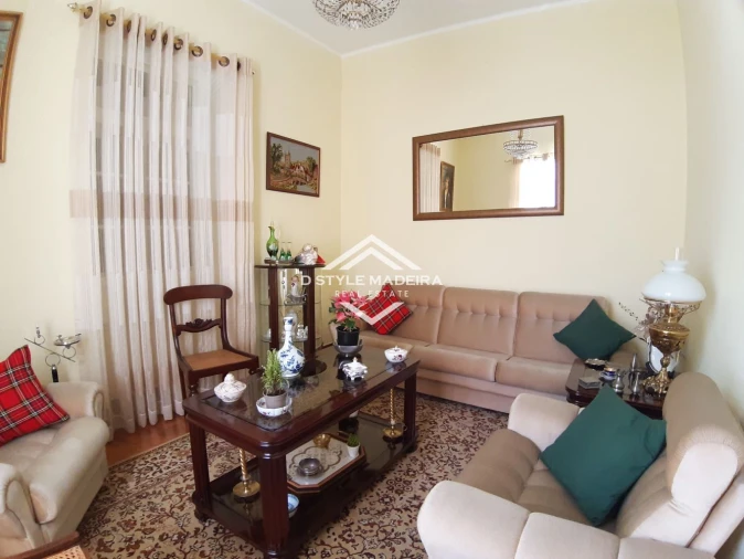 Moradia T3 para Venda em Funchal (Santa Luzia) Foto 4